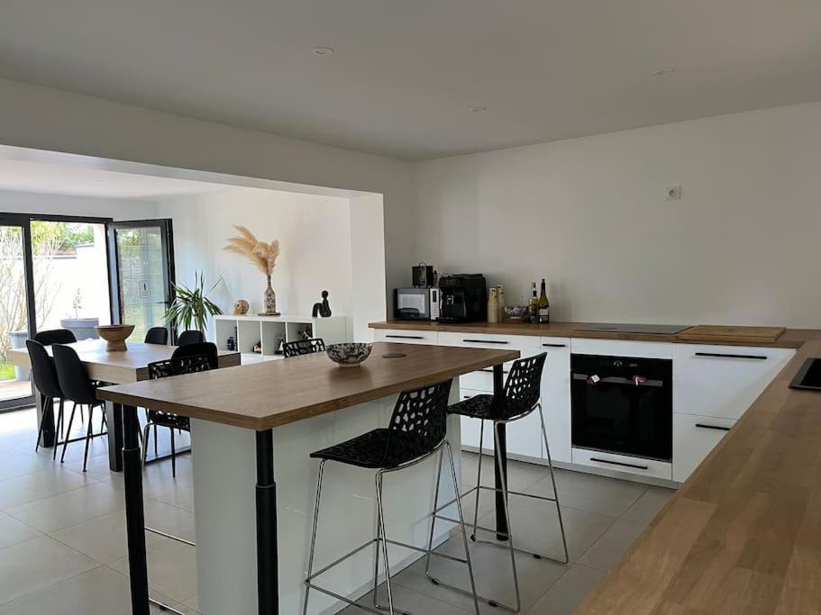 La Maison Du Bonheur Entre Bordeaux Et Ocean Hébergement de vacances *